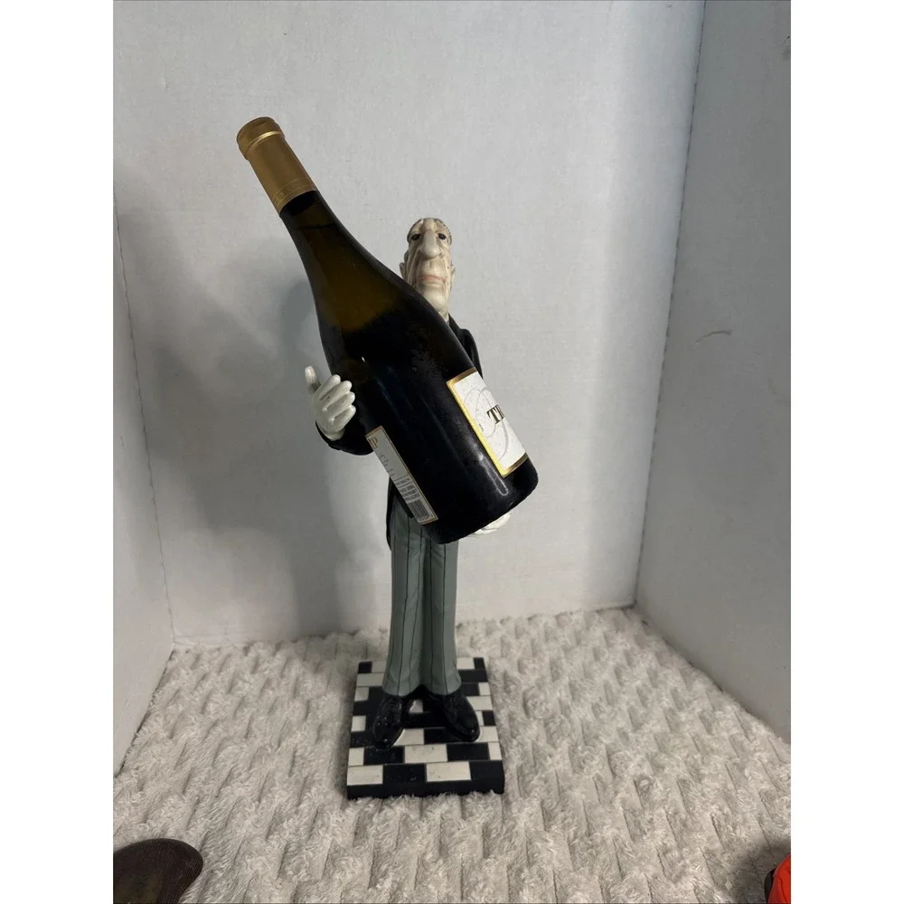 Bombay Company 2006  Jeeves James the Butler Wine Bottle Holder 18